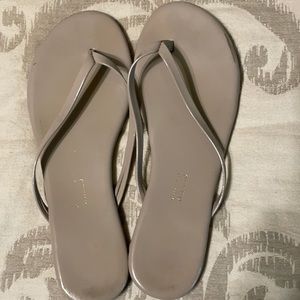 Tkees sandals